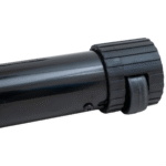 Detalle de la estructura metálica con pintura electrostática negra de alta durabilidad.