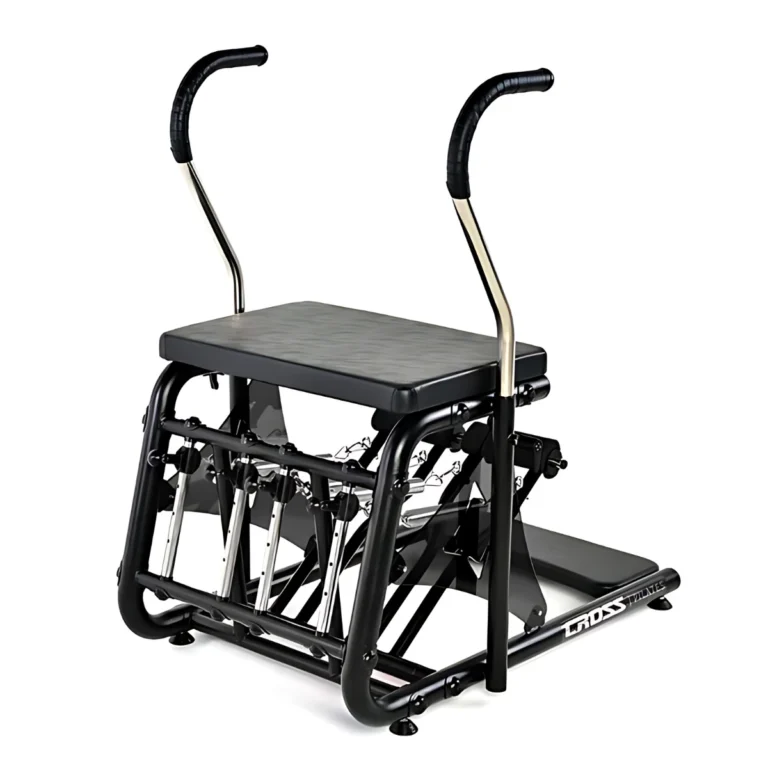 roducción Brasileña, Ingeniería de Precisión y Calidad por Encima de Todo El Step Chair – Cross Pilates Arktus es un equipo profesional desarrollado y fabricado en Brasil bajo estrictos estándares de calidad industrial. No se trata de una versión genérica ni de producción masiva sin control técnico: es ingeniería brasileña aplicada al método Pilates, pensada para estudios que priorizan seguridad, durabilidad y rendimiento estructural a largo plazo. Cuando hablamos de producción brasileña, hablamos de cont